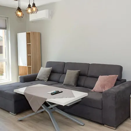 Sunny 1bd Flat In St Constantine&helena Complex By Flat Mаnаger Varna